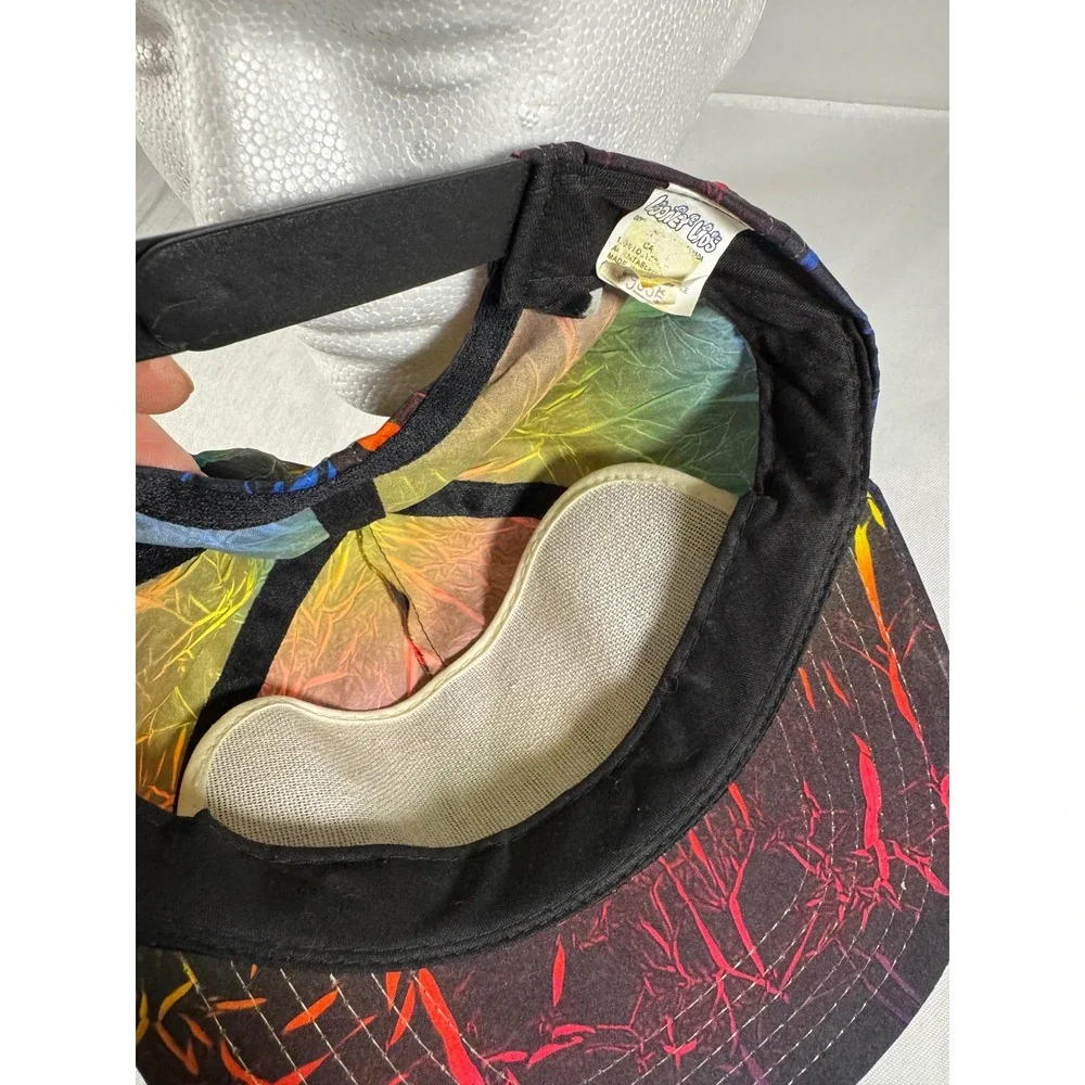 Vintage 90s Canada Rainbow Maple Leaf Abstract Print Snapback Cap Multi-Color